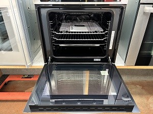  NEW  Parmco Wall Oven 